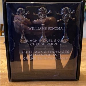 NWT William Sonoma Nickel Skull Cheese Knives
